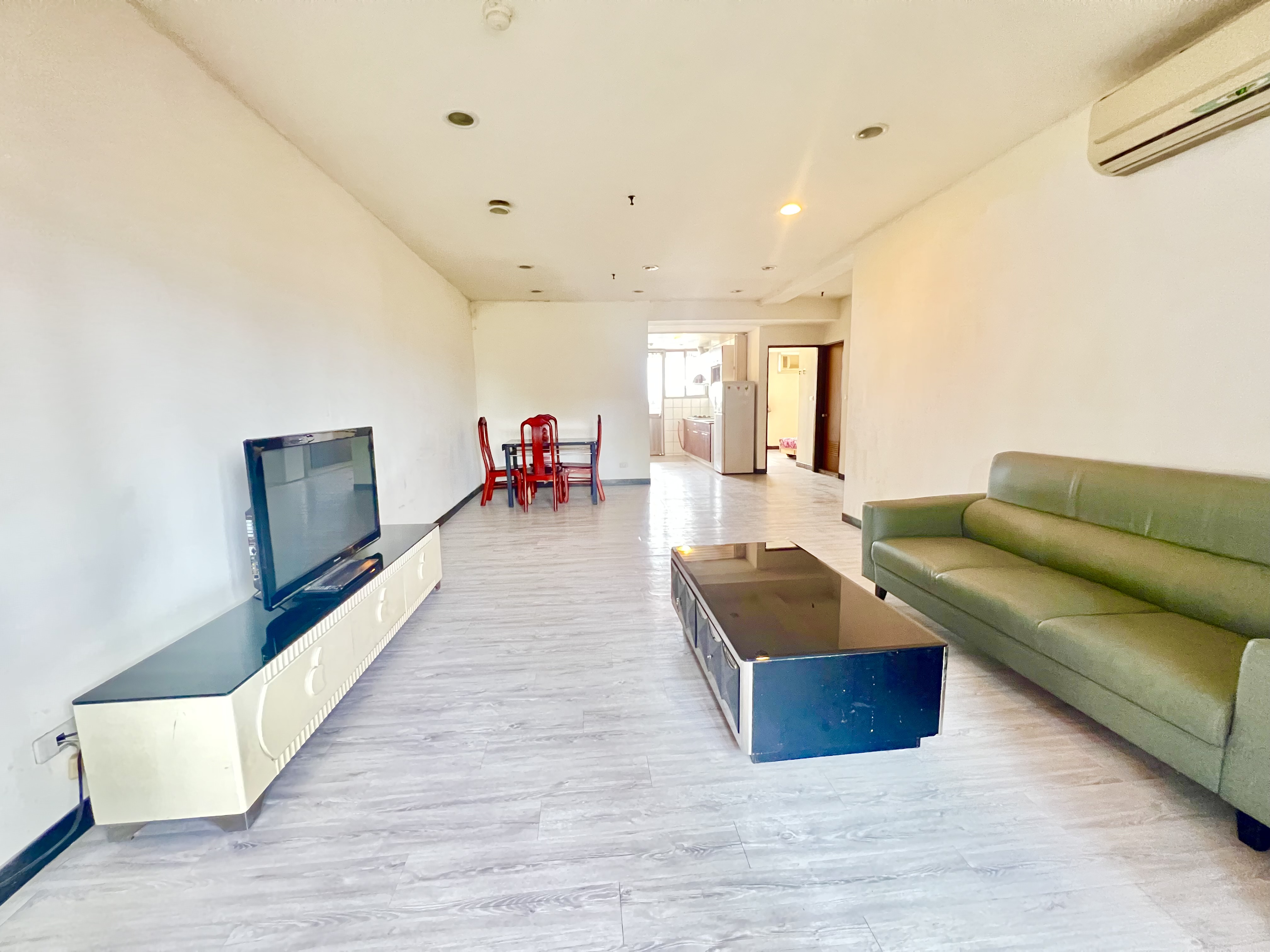 近中正公園電梯3房車(將像大樓)