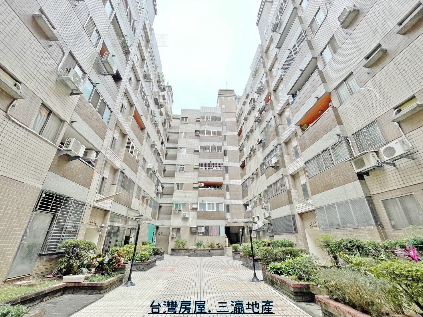 馬上看屋超值北區廣三北城B區全新整理三房平車