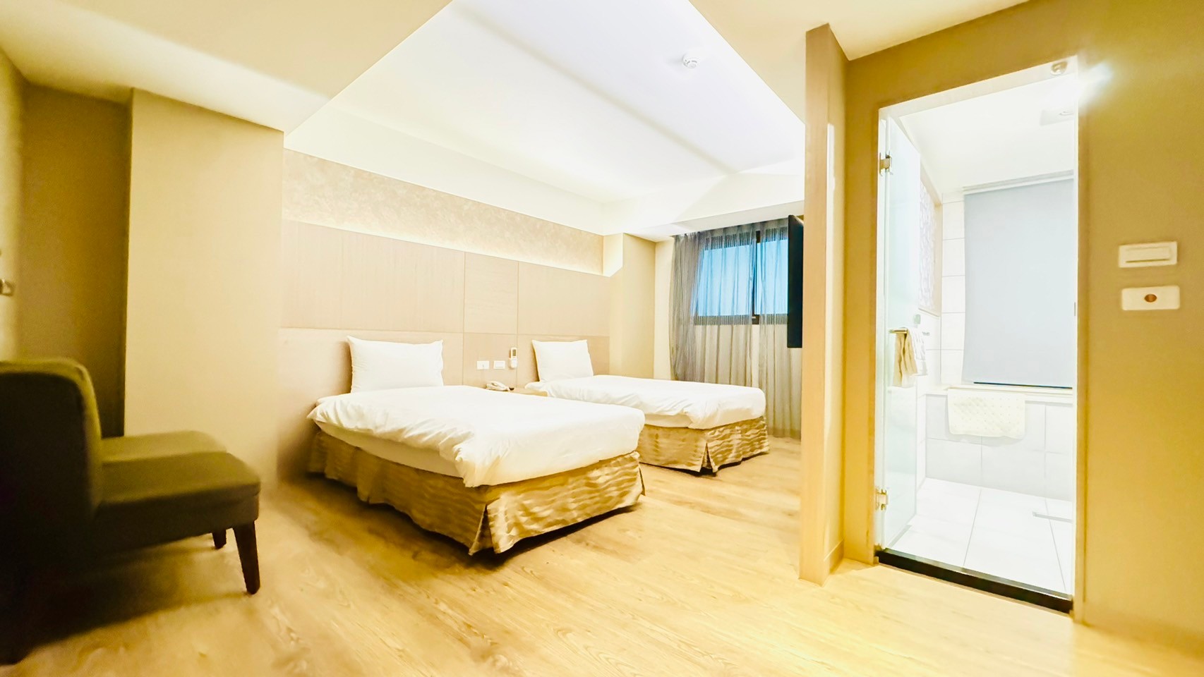 頭城開蘭行旅底總價套房~房仲小姐姐許晴ㄦ