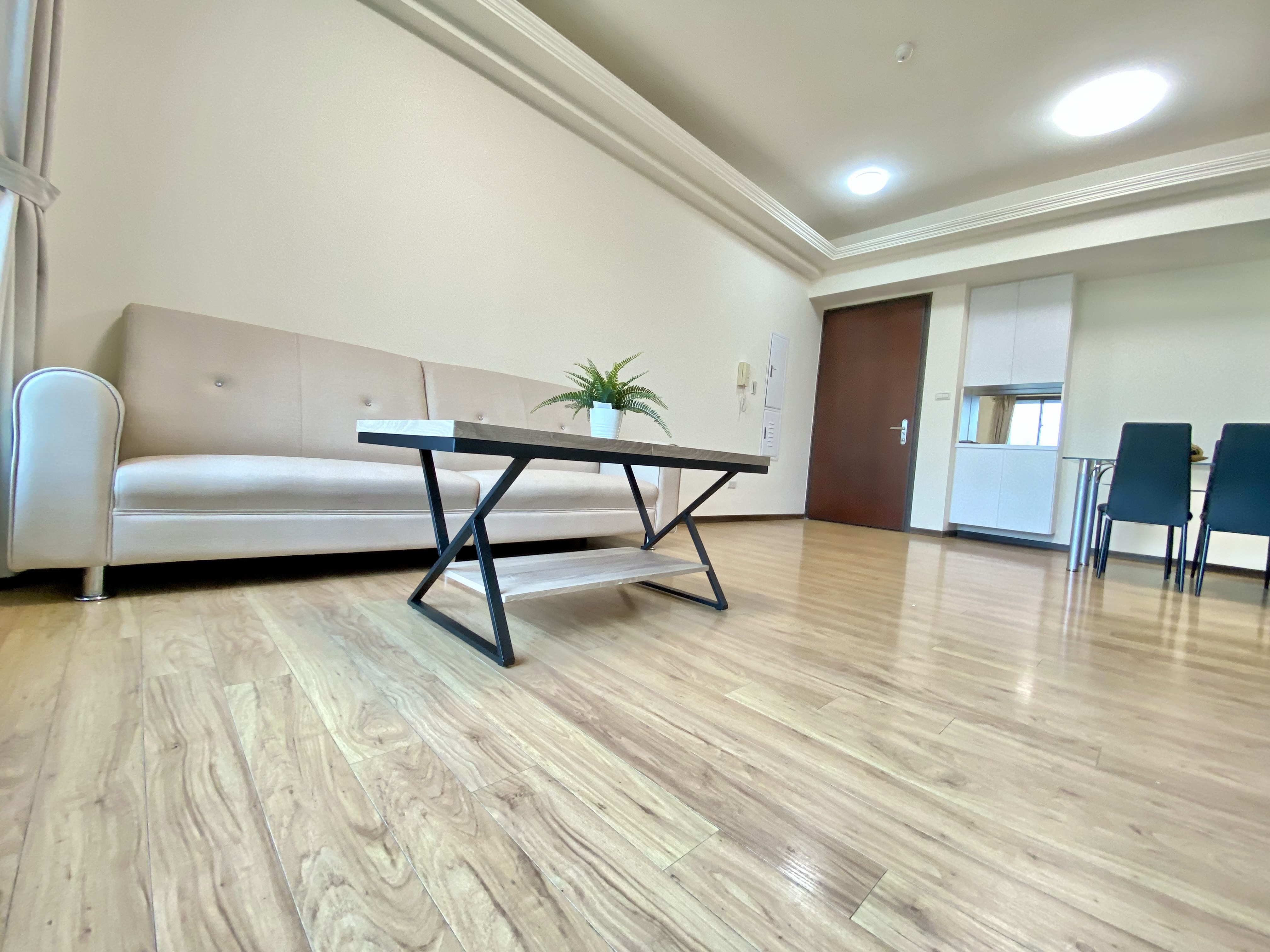 祥和公園輕屋齡全新歐式風格雙衛開窗三房B1平車