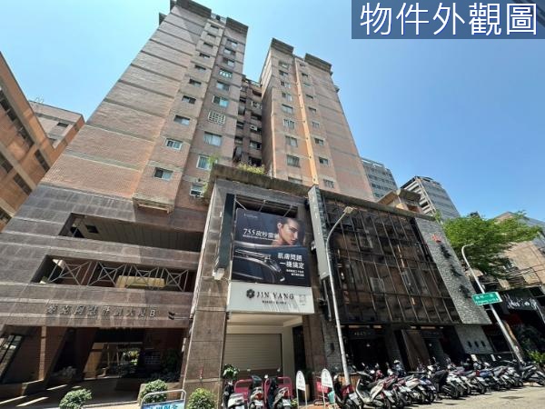 【五期精誠商圈∣麥克阿瑟5房高樓平車戶】