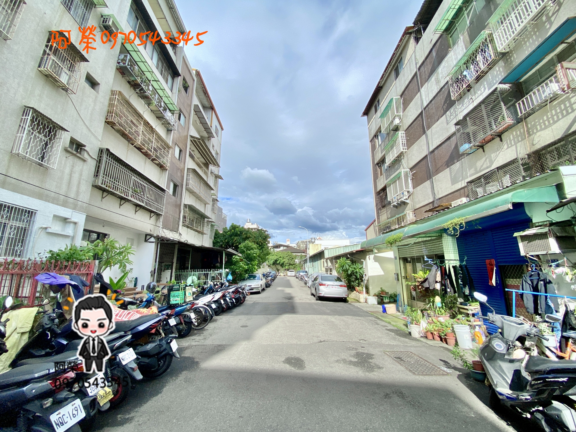 逢甲大學｜獨家文修公園免整理稀有二樓大套房玻璃陽台