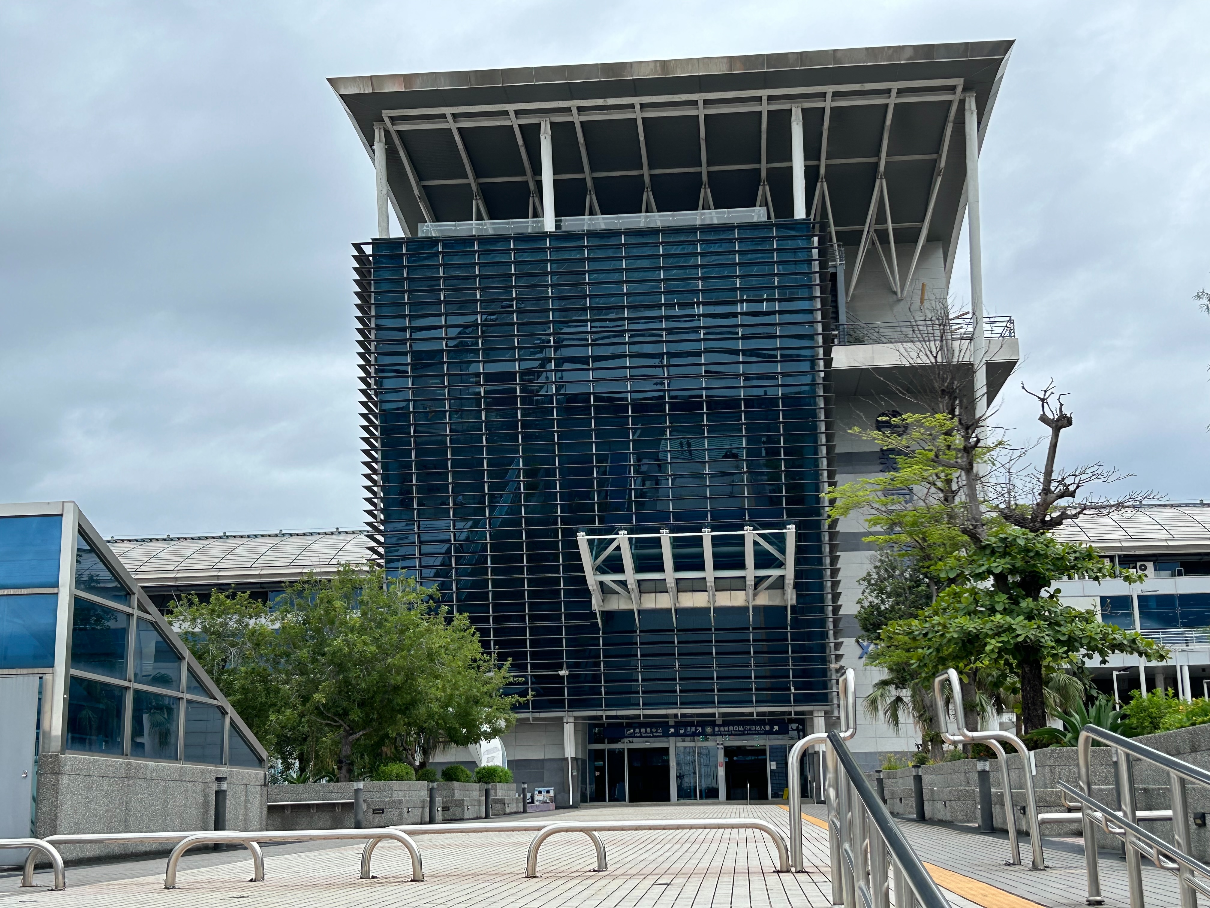 近台中高鐵站自住投資兩相宜增值透天