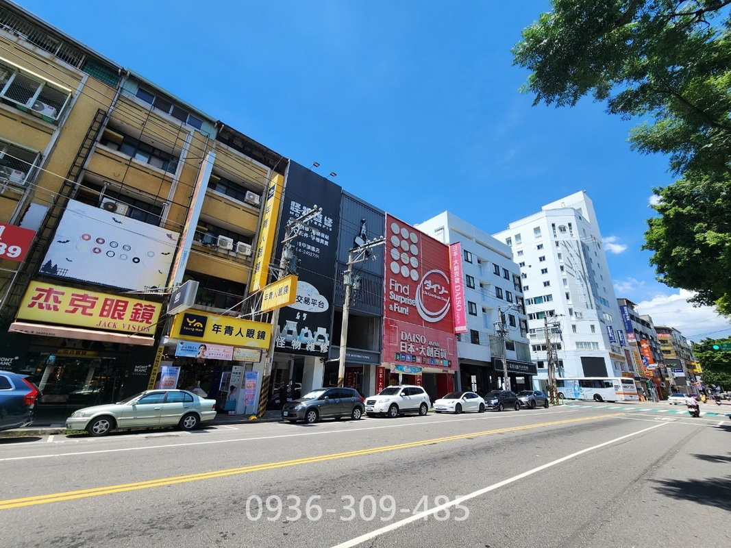 逢甲福星路口店霸，地９１坪，收租自用皆可