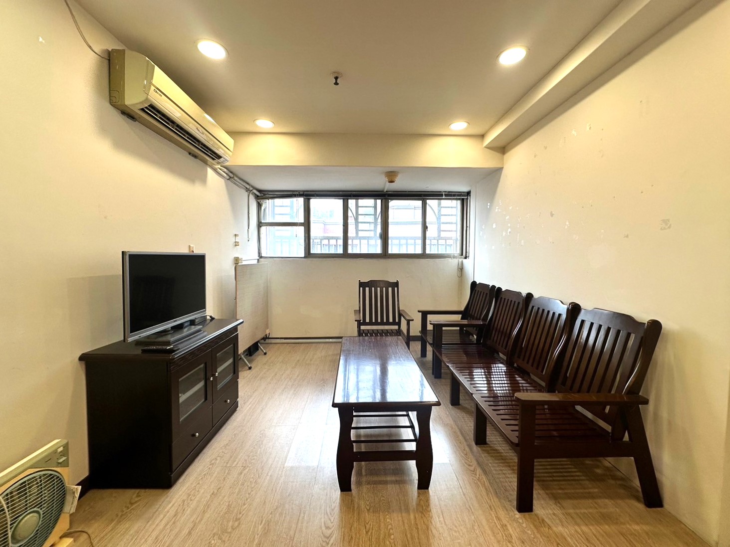 南區興大高樓層4房平車