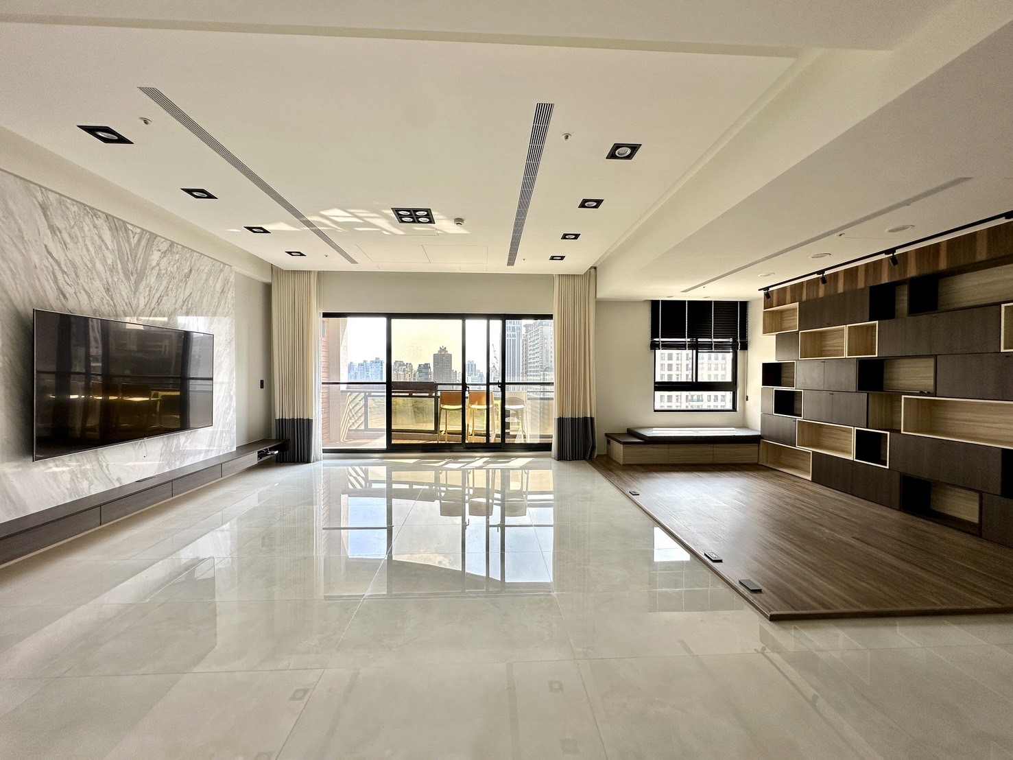 帝品苑景觀四房雙平車豪邸