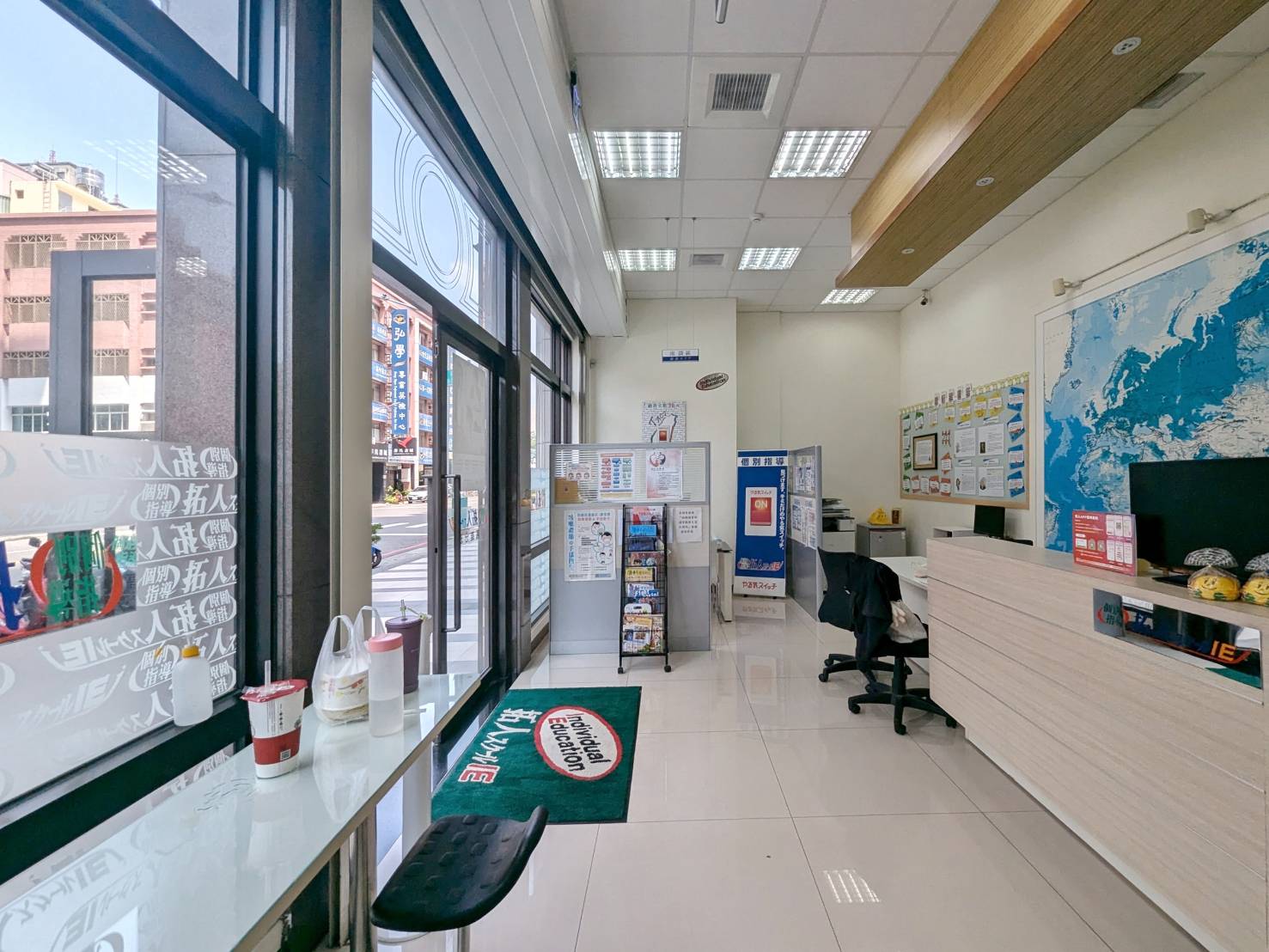 ♥️(住商郎朗)義享天地商圈1+2樓店面平車♥️