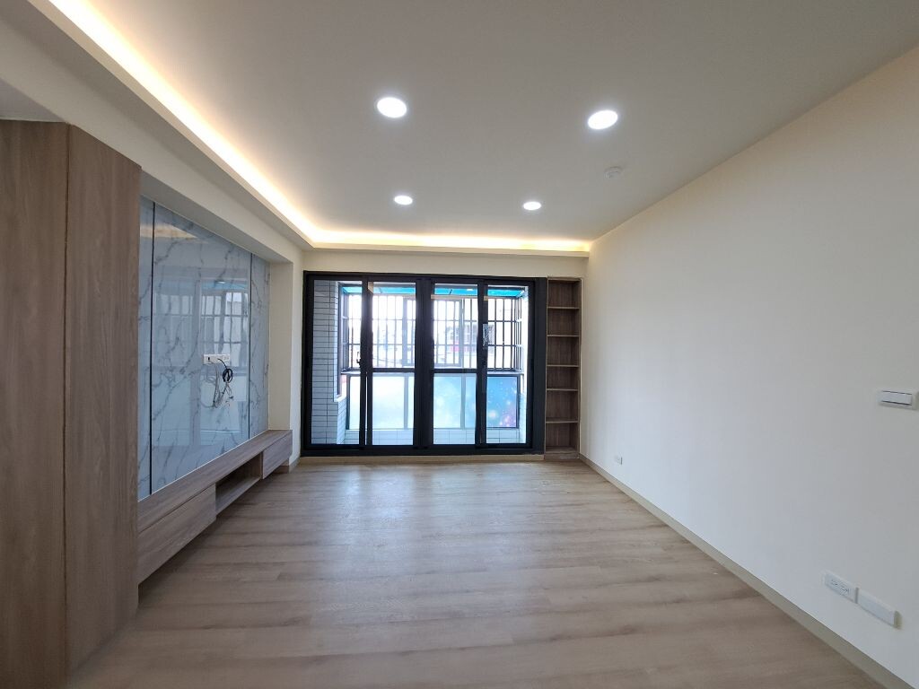 ~太平樹孝商圈~次頂樓3房平車美廈