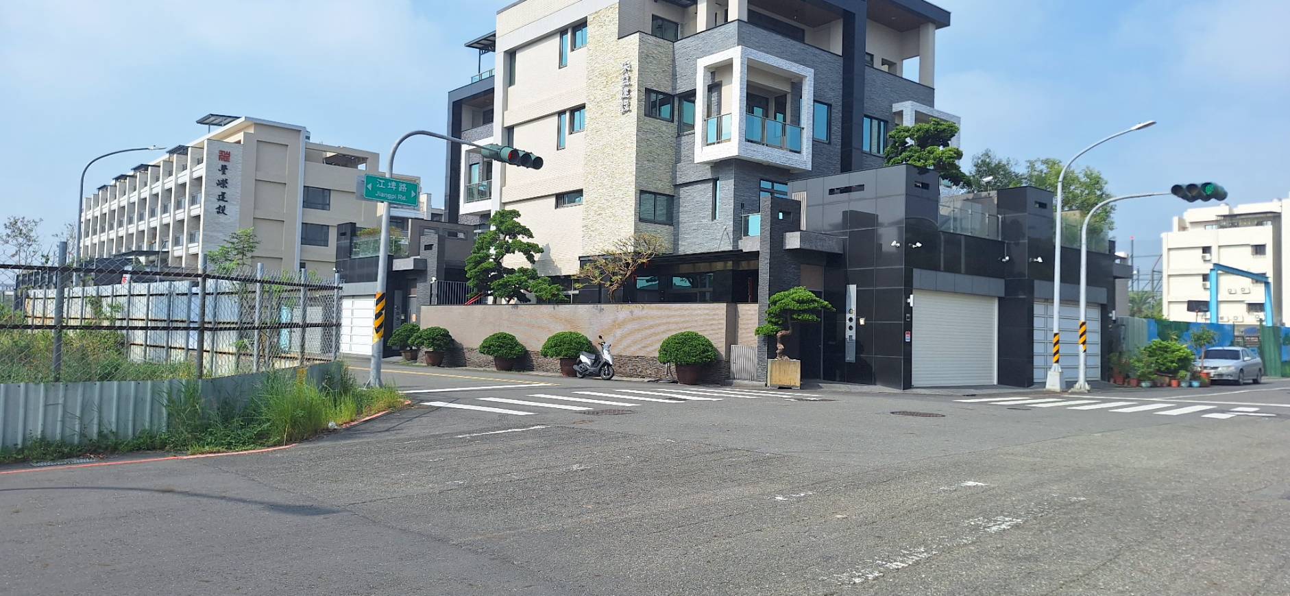 鳥松神農路近Y1站面寬臨八米街上住宅建地