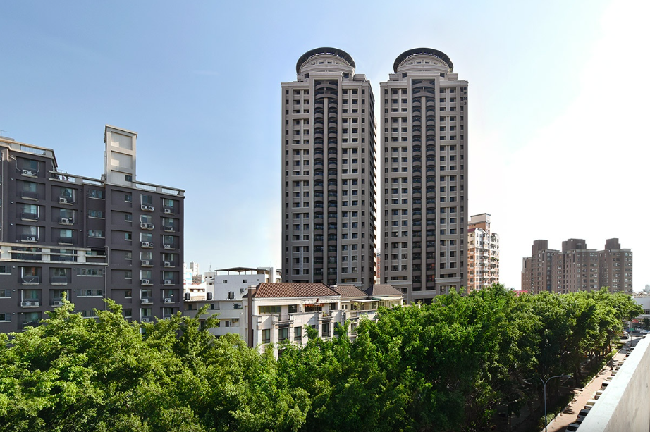 🧤新古典雙塔式建築🧤 綠園道第一排🧤