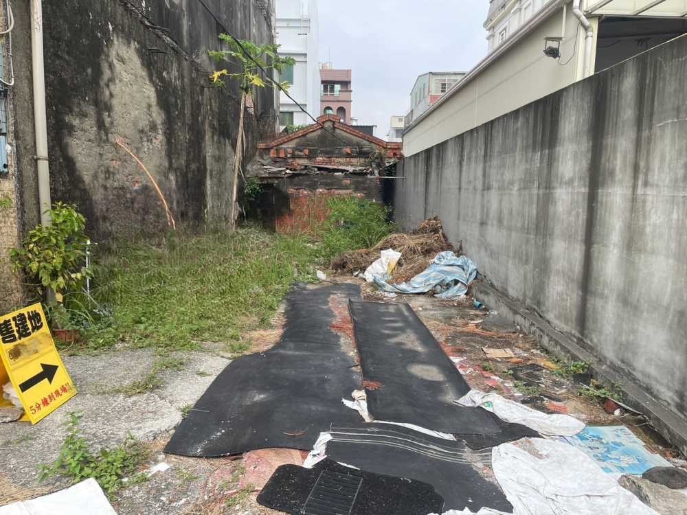 岡山商業建地★近岡山車站/捷運RK1★蓋獨棟最