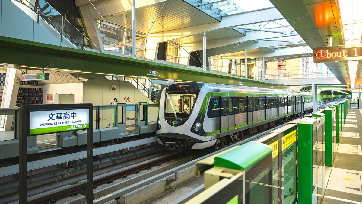 居益專任✨文華高中第一排捷運透天✨