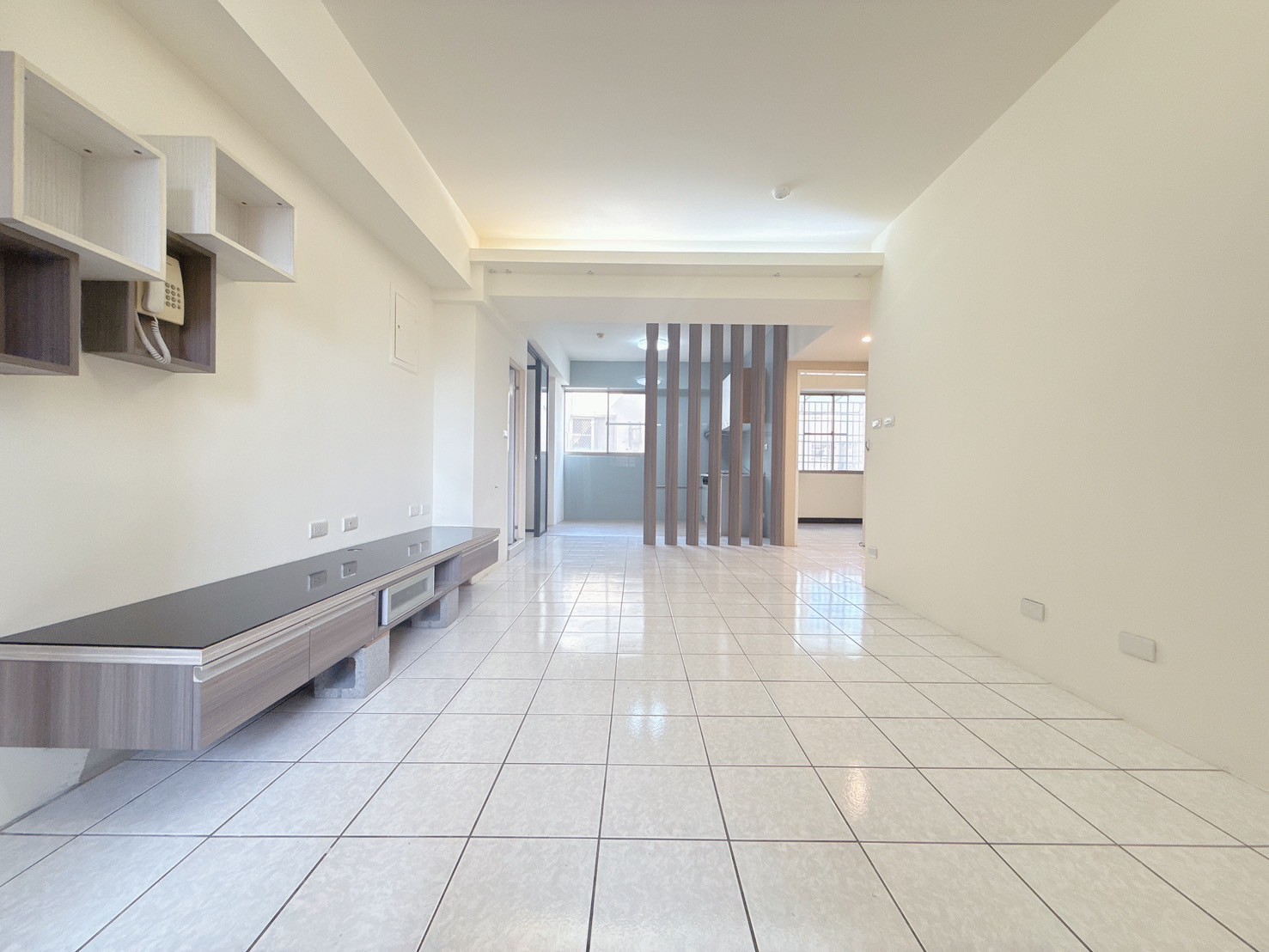 西屯水湳經貿旁~富宇建設~3房附車