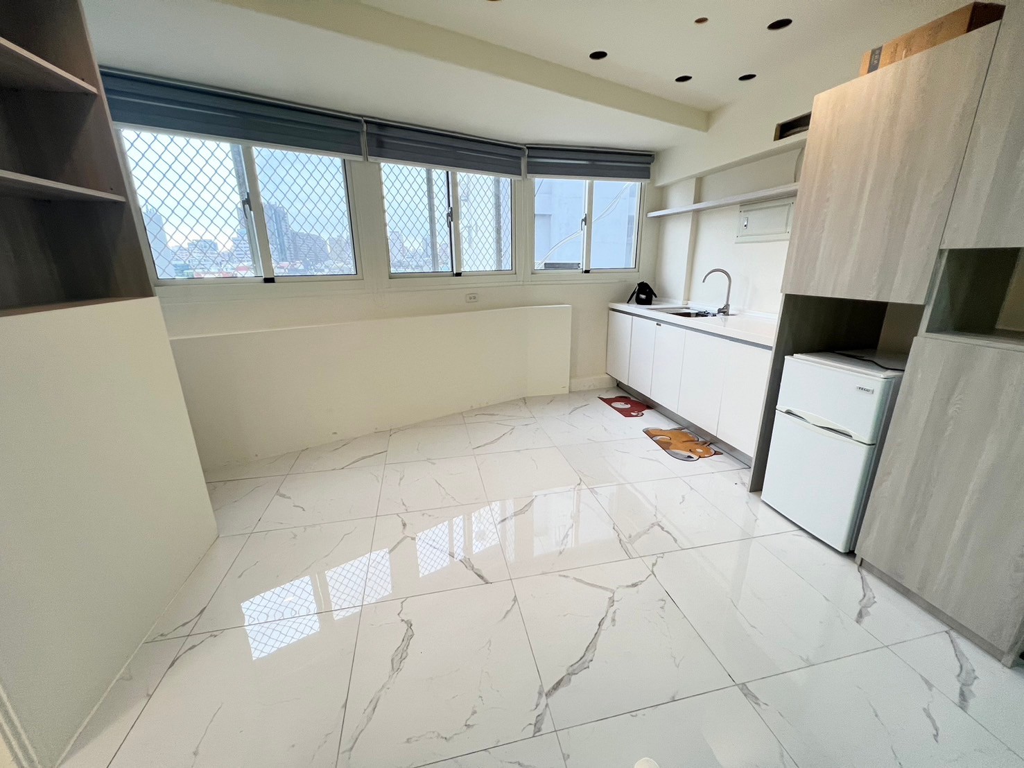 草悟道一品居2房車位