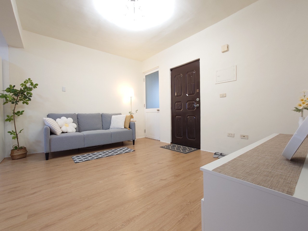 🥰都會公園捷運站🥰低總價整新３房健身美寓