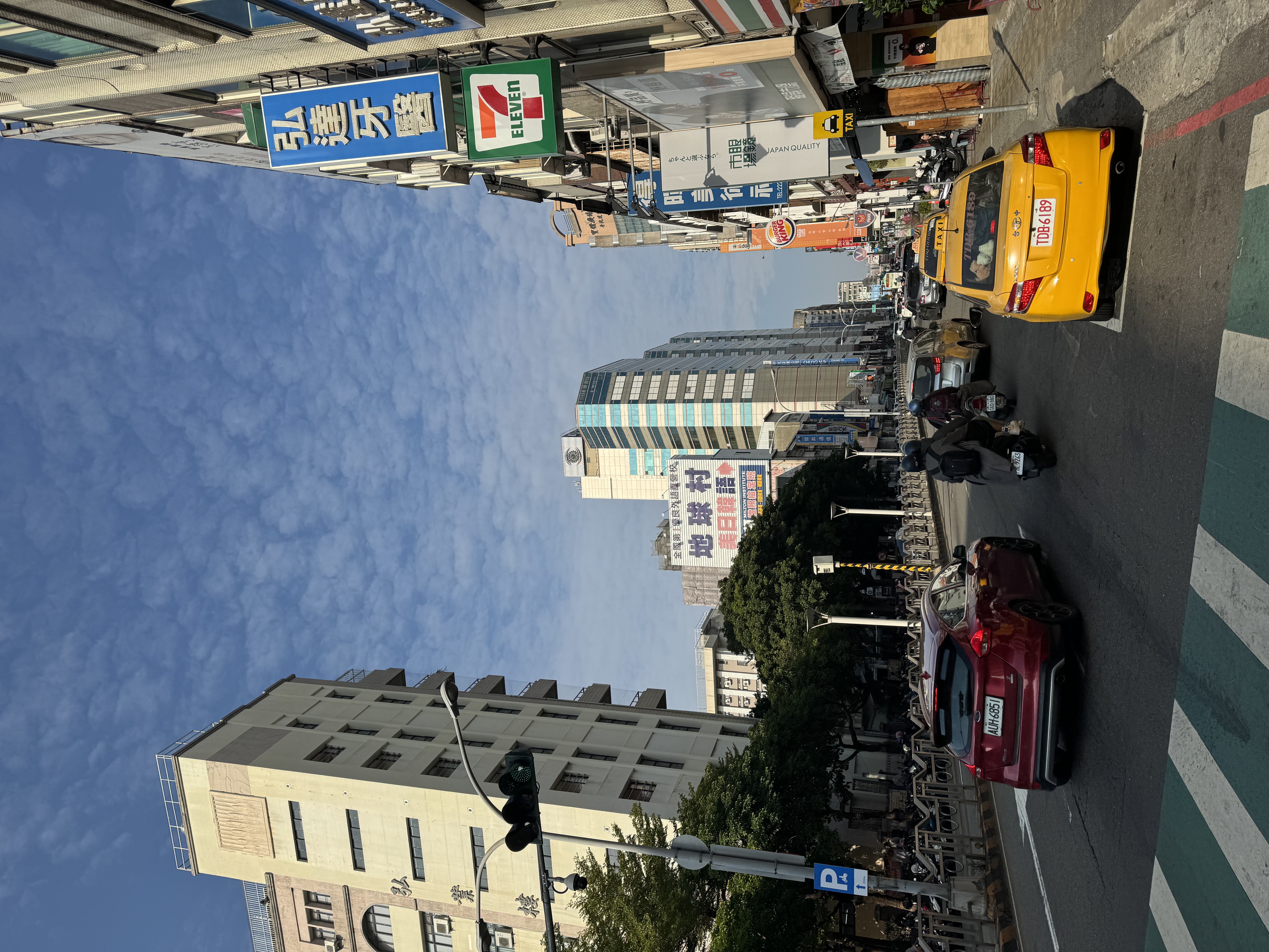 金雞母一中收租黃金店面