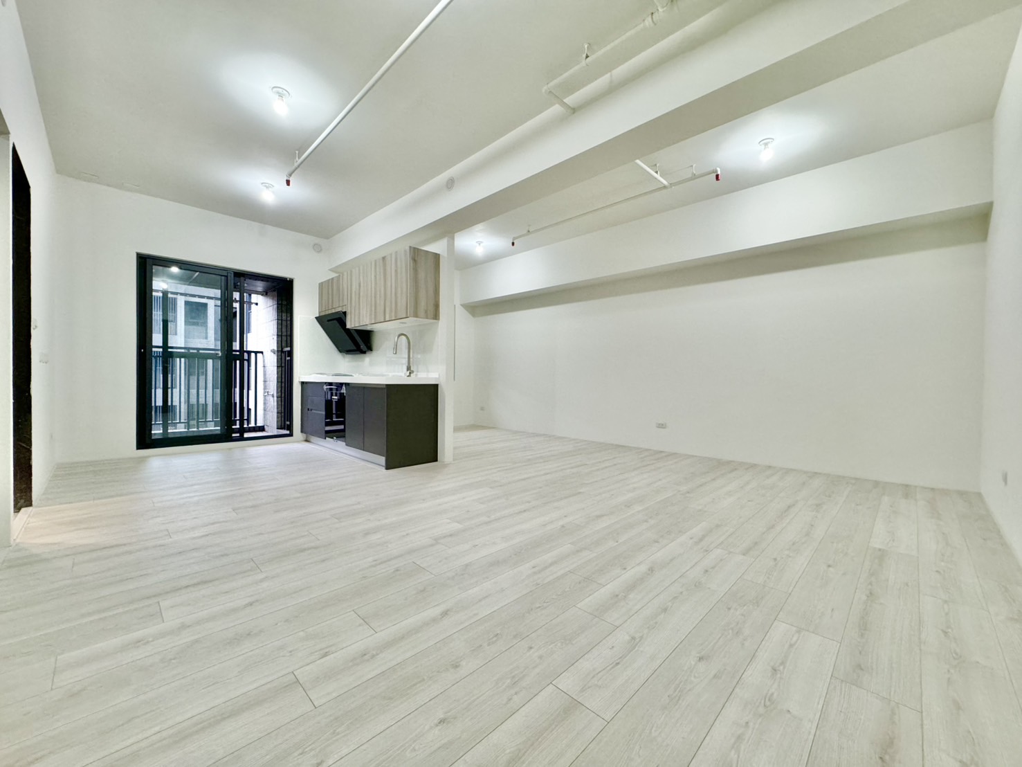 心之所向低總價全新未住朝南次頂戶/買到賺到