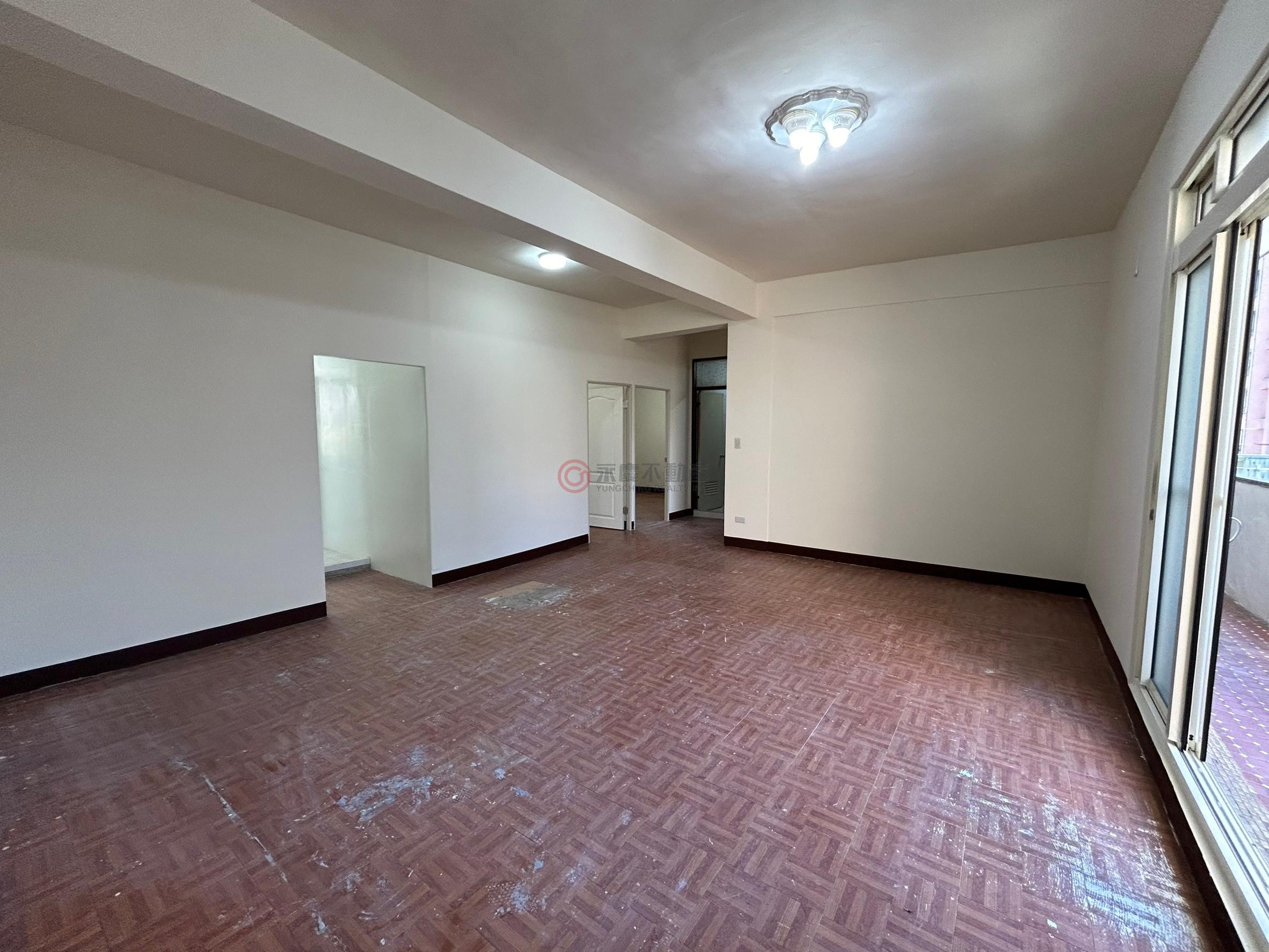 【永慶V】前後陽台.獨梯獨戶.有鐵皮.採光一流