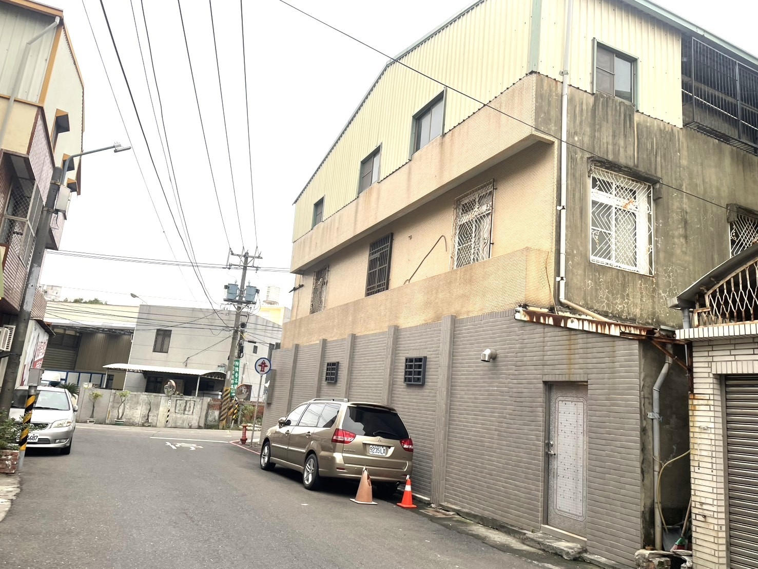 近東橋重劃區47大地坪邊間車墅