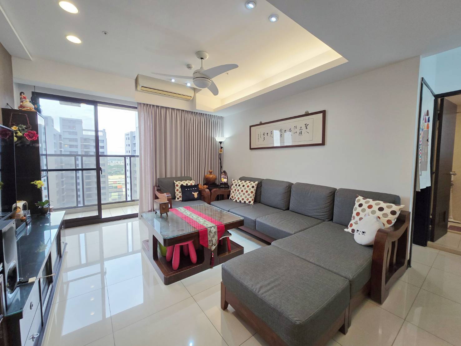 降價了‼️棋棋👠高鐵特區-美美四房+雙平車