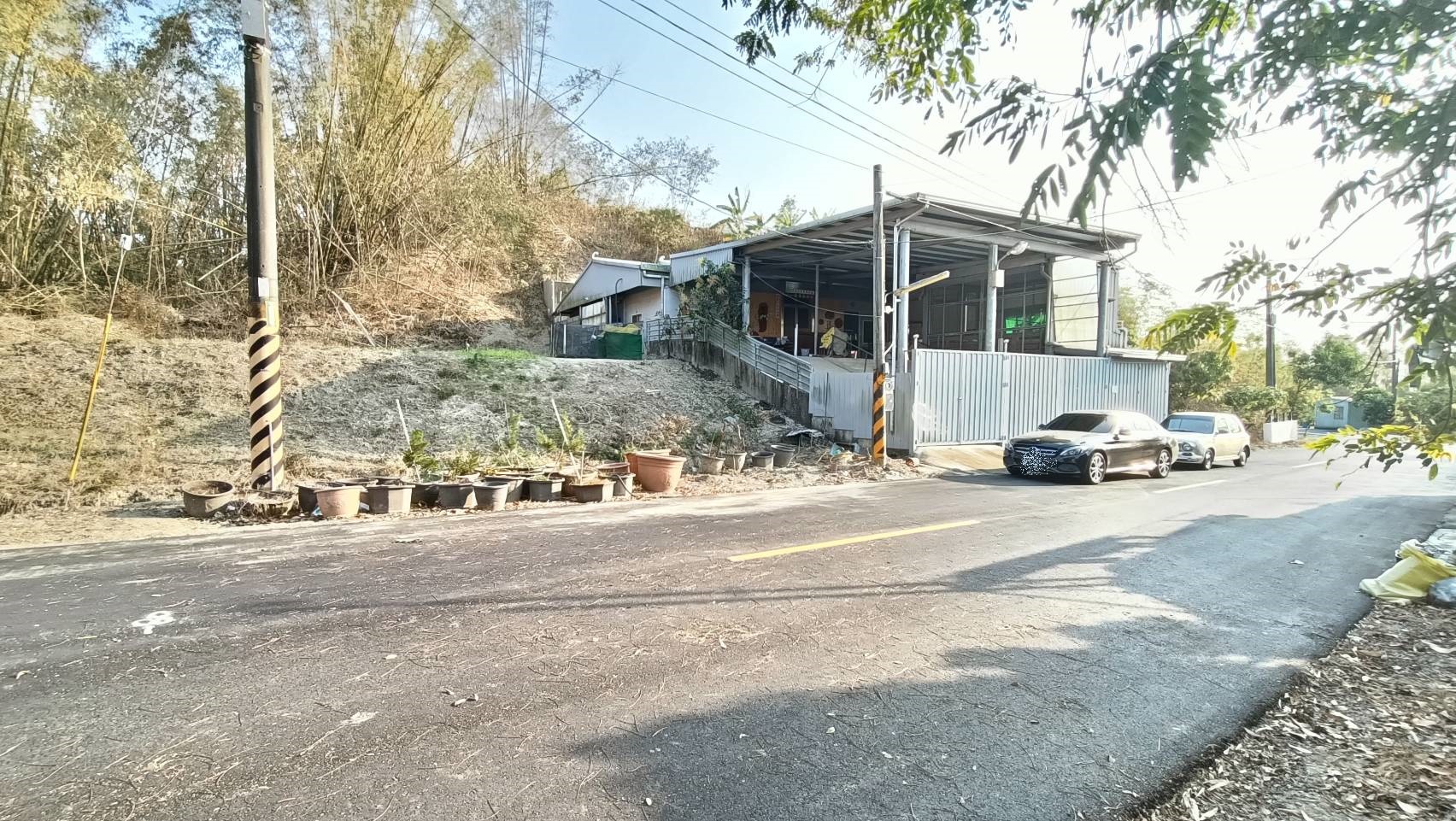 出價談~龍崎渡假小屋方正農地