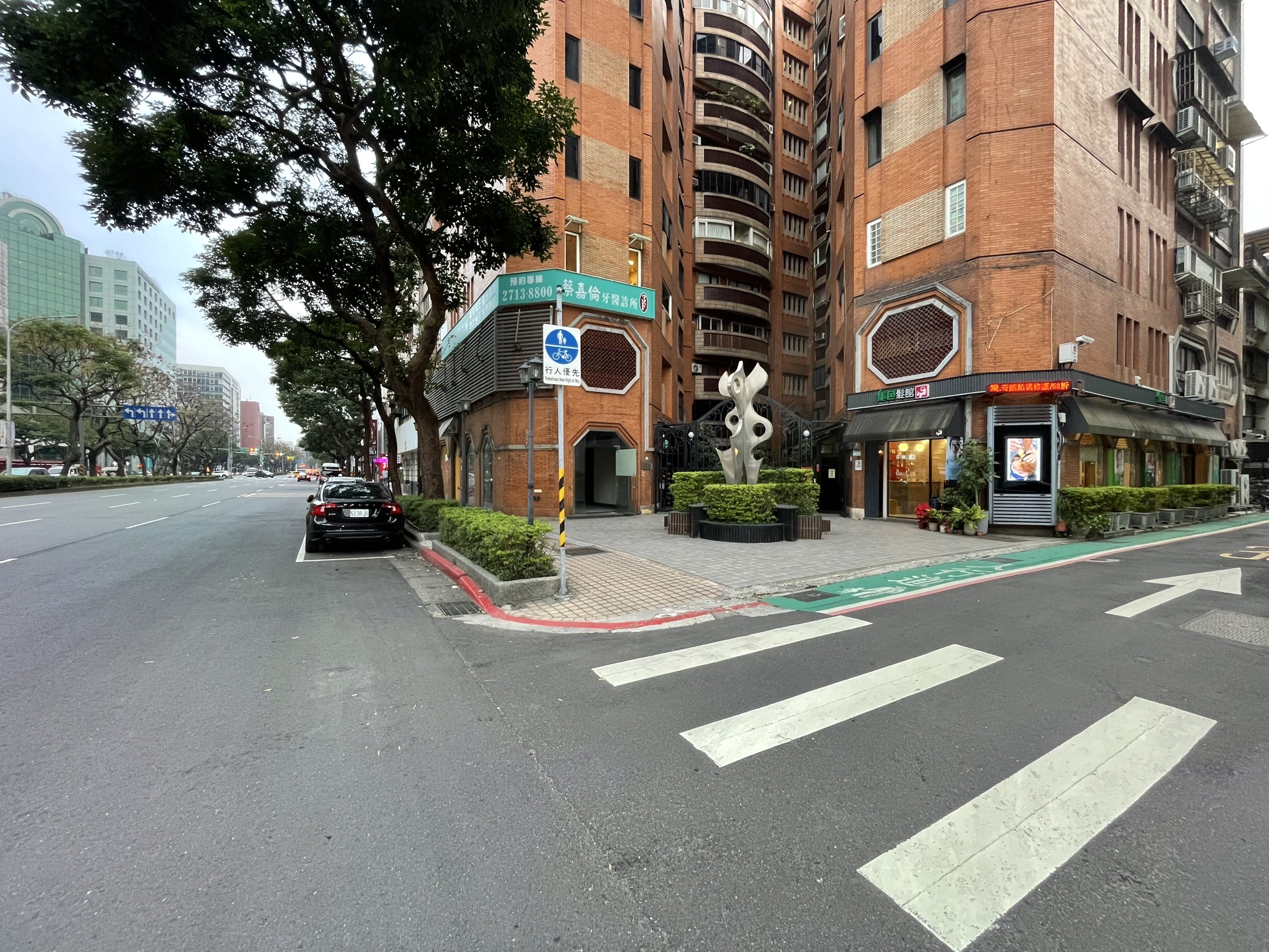 🏆儀居團隊🏆J12金店面凡爾賽X西華飯店