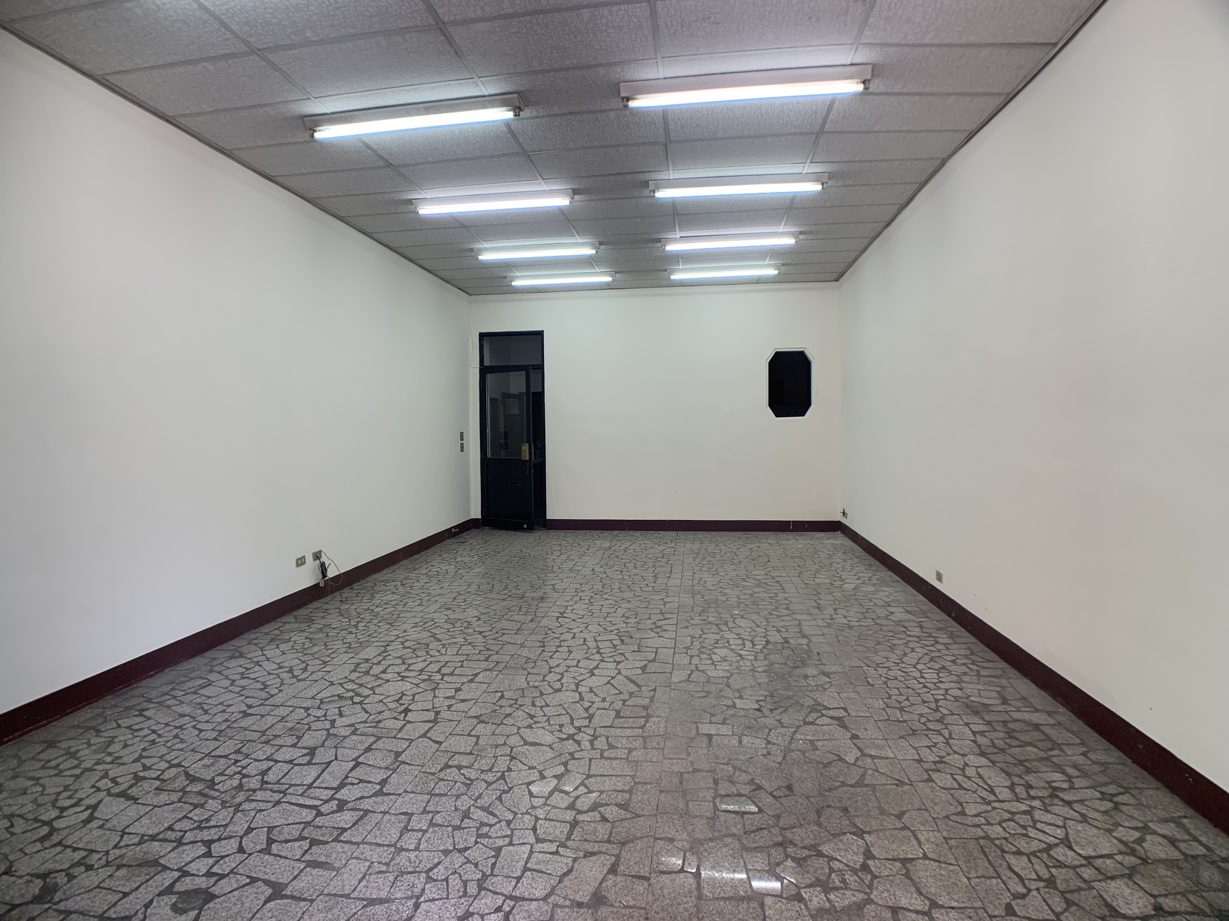 陳依佳~~獨家專賣❤️‍🔥埔里市中心錢景商住