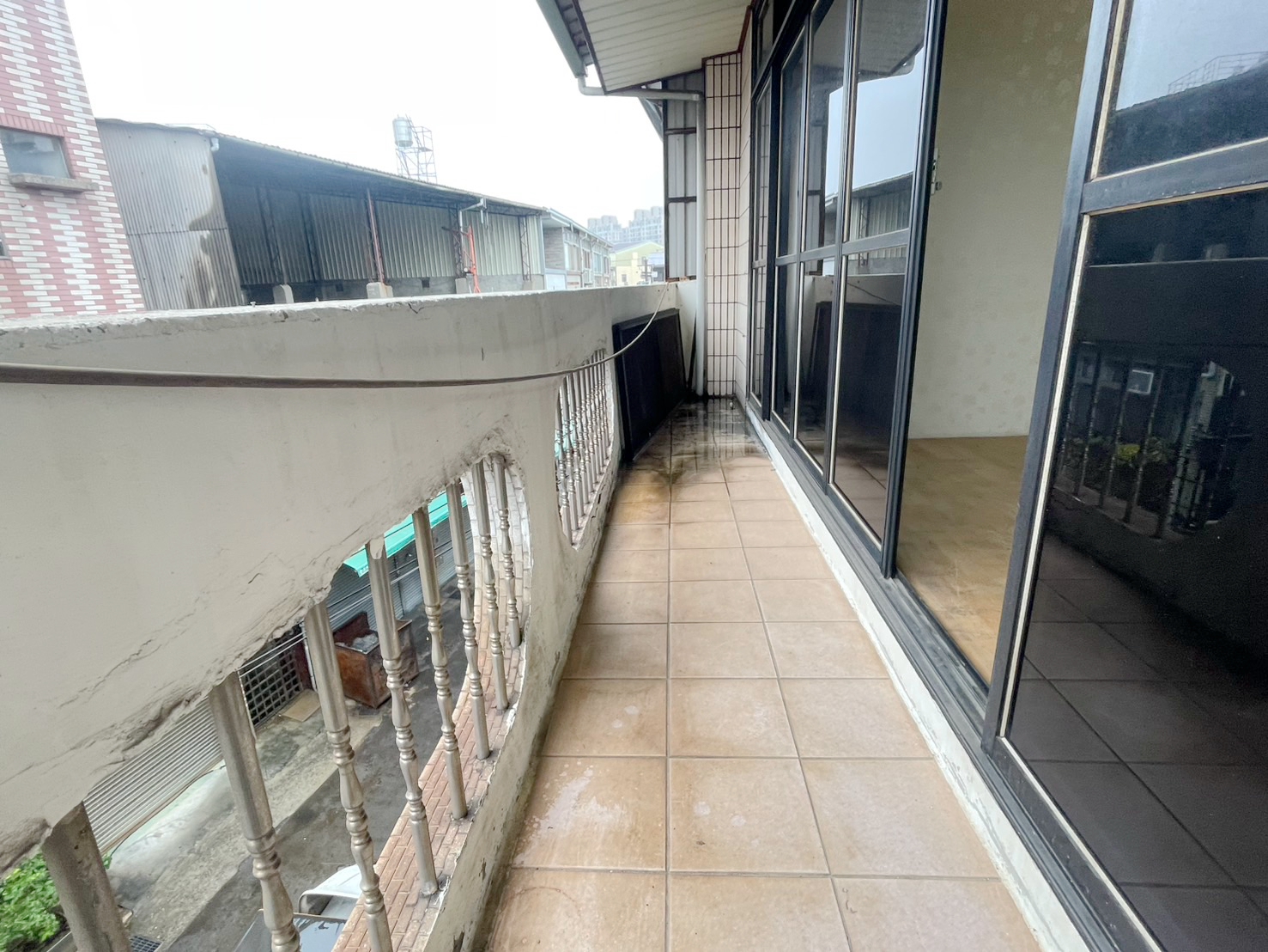 東區雙併住廠房合透天📞洽張小姐