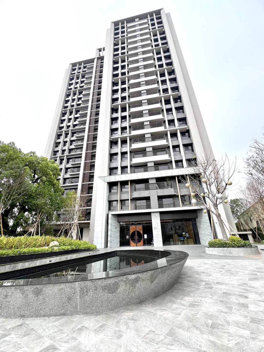 專任♥登陽青籟３房平車～高樓層視野美宅