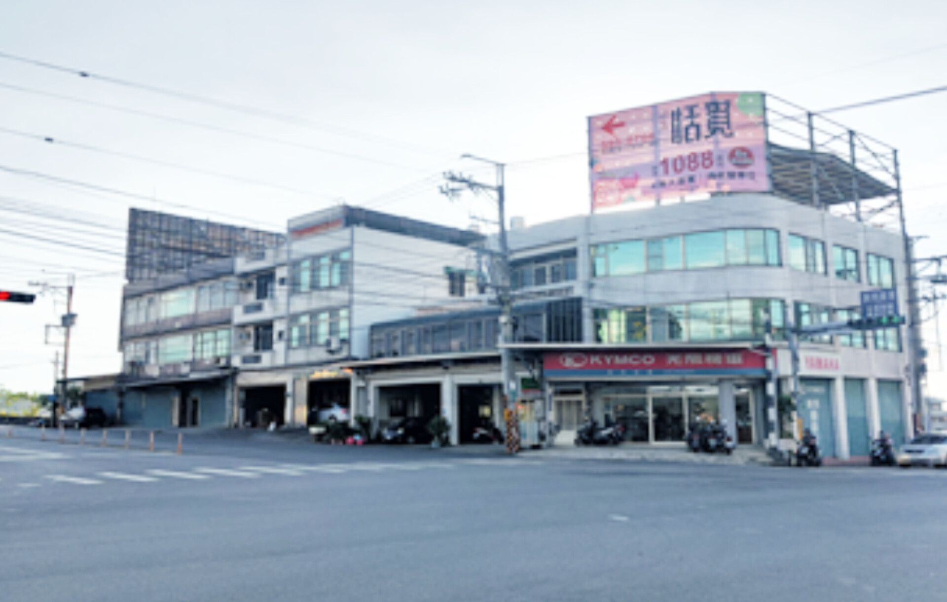 💗芎林三角窗大面寬透天住店💖近國3竹林交流道