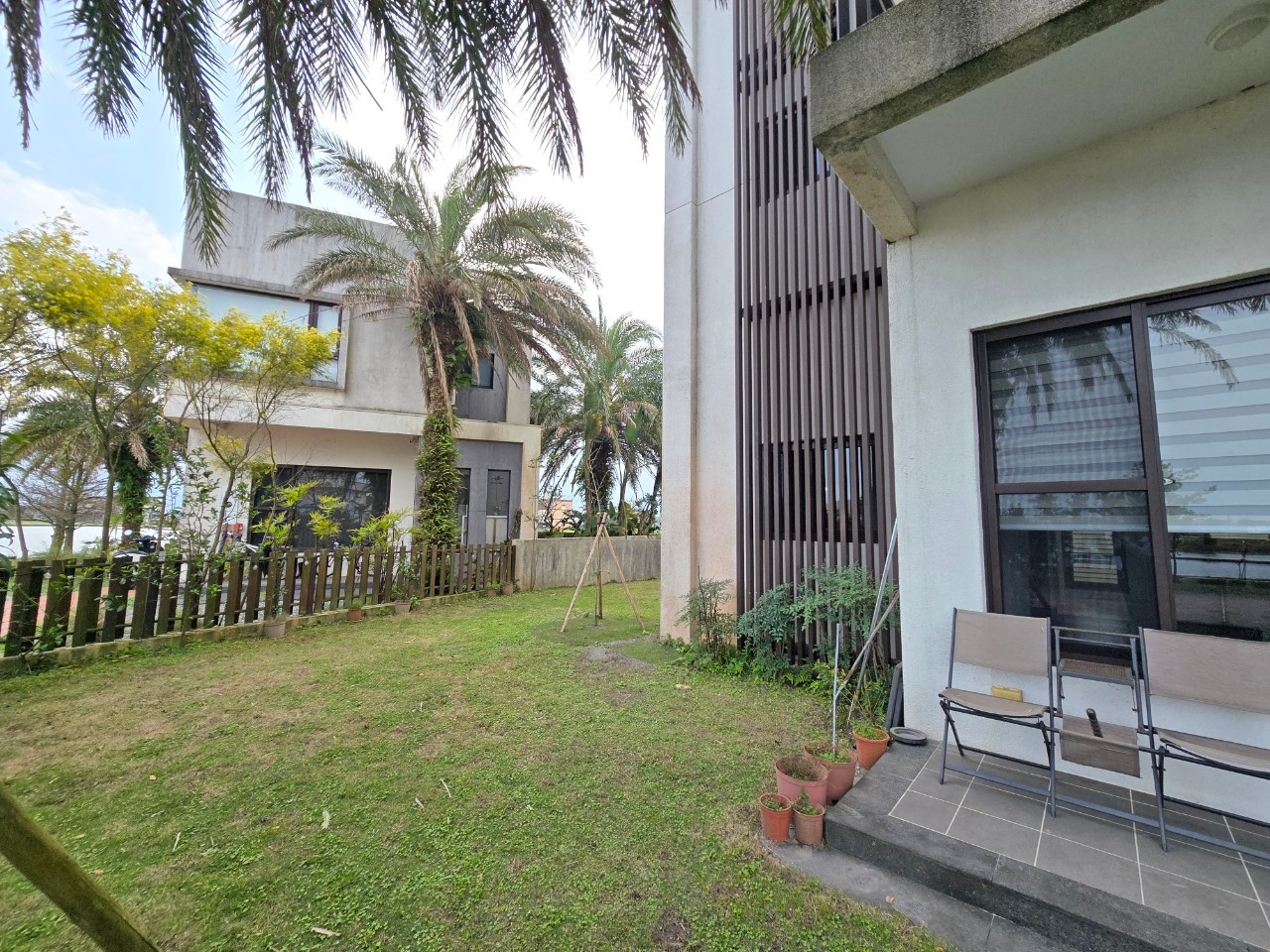 永慶陳曉芳-縣民大道旁自家庭園渡假別墅 