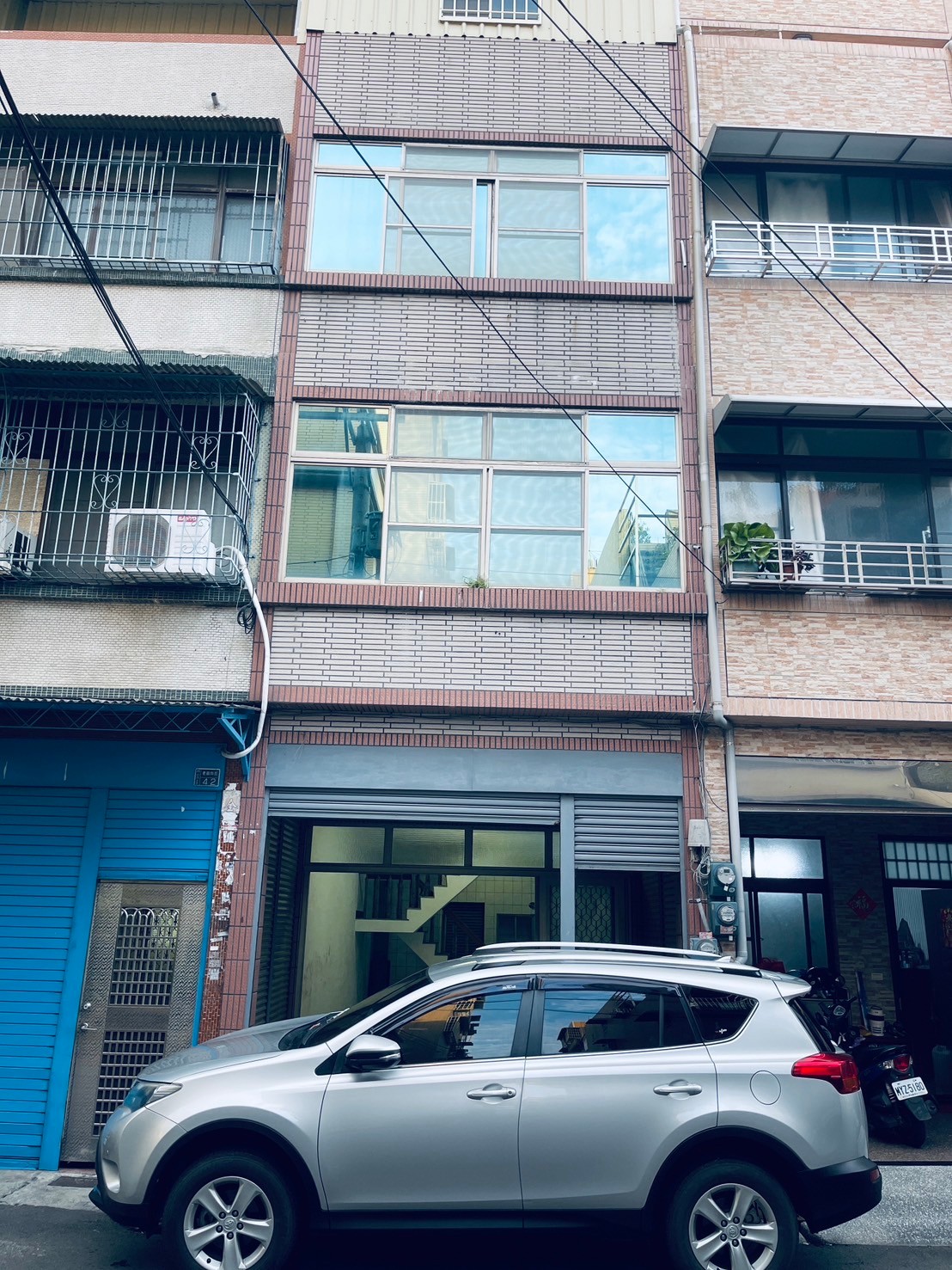 鳳新五甲海洋商圈明亮騎樓透天店住