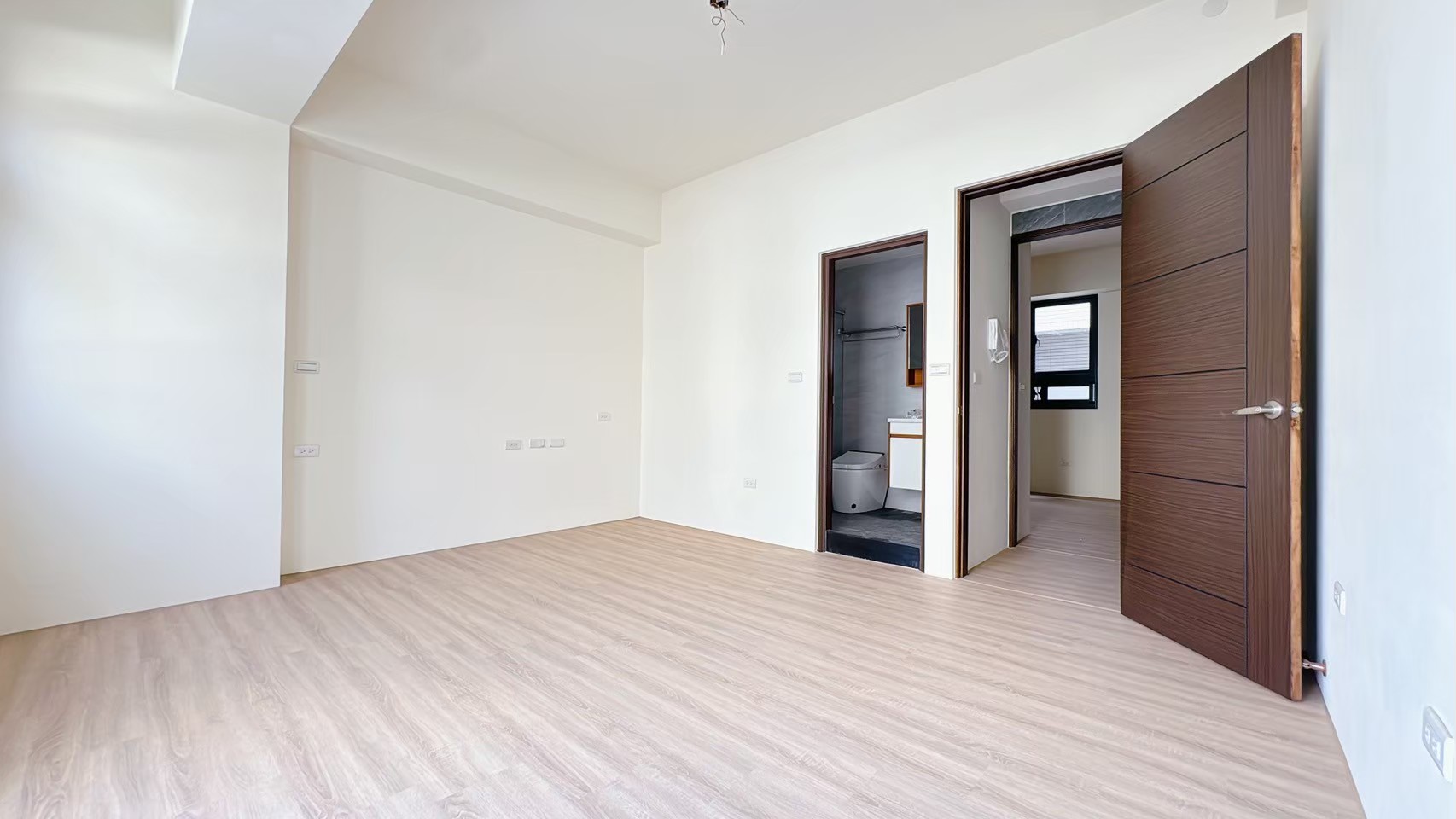 美💕電梯宅🙌四房+雙車位🚗大地坪🏀