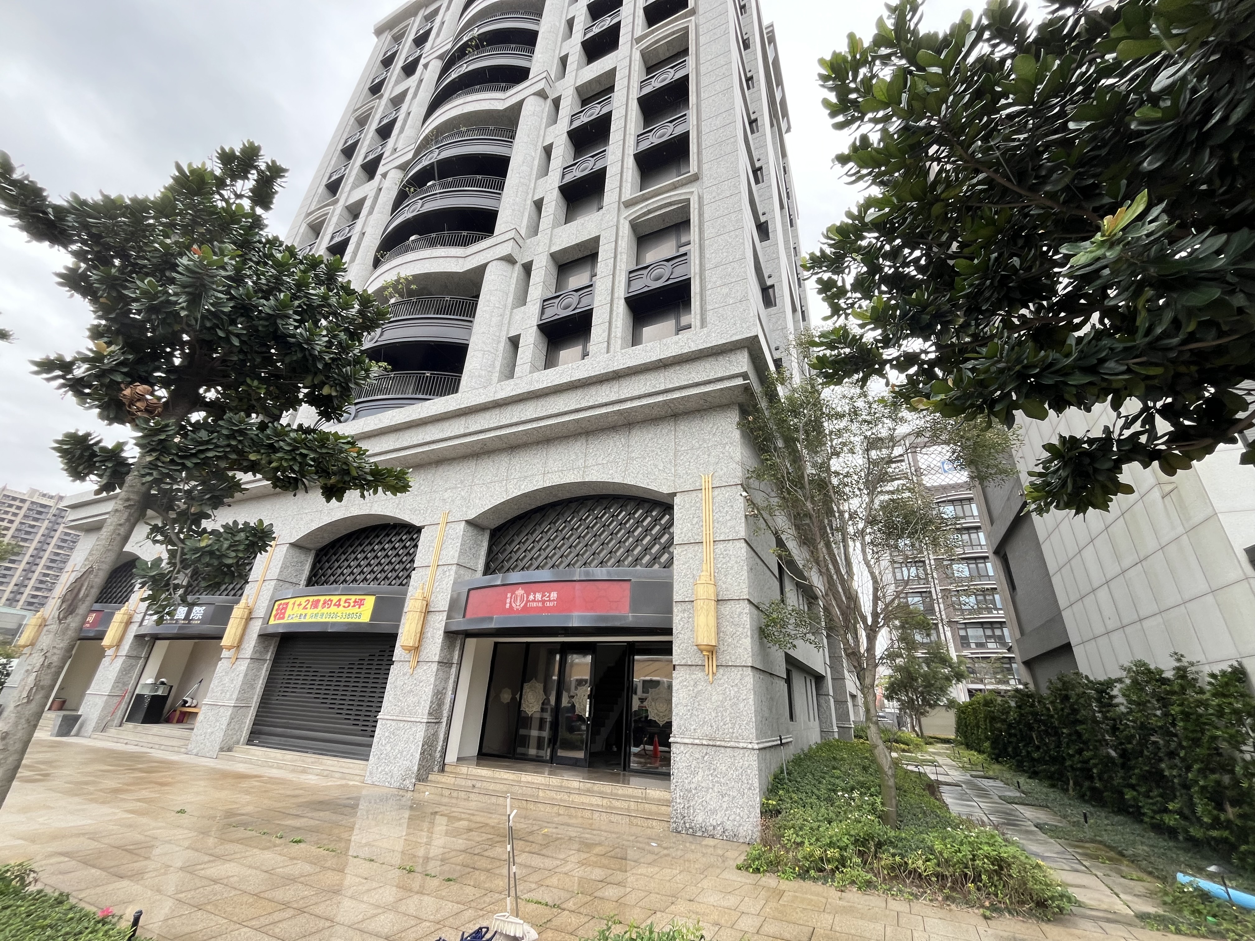 經國轉運站  挑高店面 地主釋出