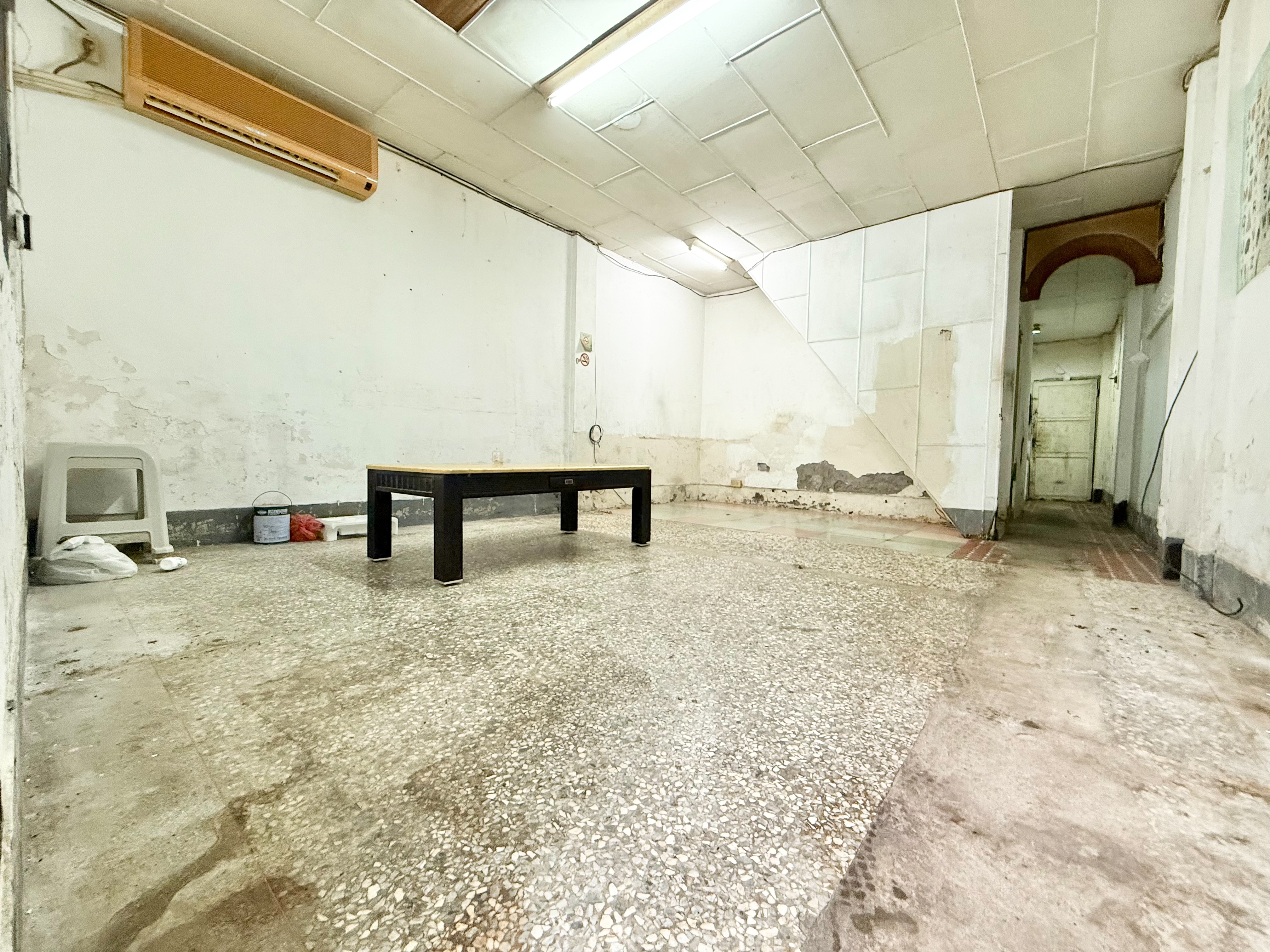 ☀️樂咖☀️太原路旁｜欠修理｜活路美透天